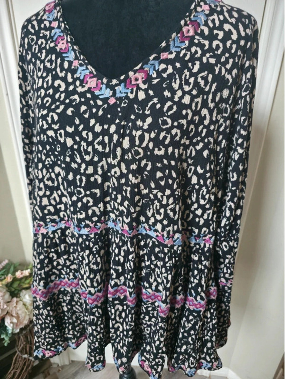 Savanna Jane plus size 1X leopard print embroidered